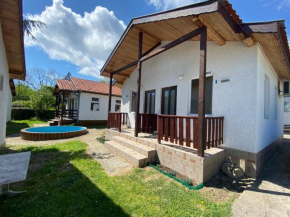 Къщички Глория-Free parking,Gloria Houses Varna